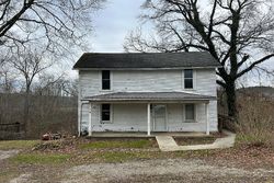 Pre-foreclosure Listing in DAVIS ST NEW STRAITSVILLE, OH 43766