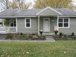 Pre-foreclosure in  DICKEY AVE Fairborn, OH 45324
