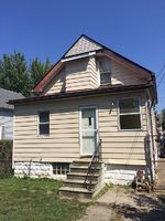 Pre-foreclosure in  W 53RD ST Cleveland, OH 44144