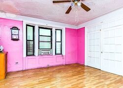 Pre-foreclosure in  BROADWAY  New York, NY 10033