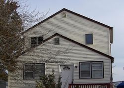 Pre-foreclosure in  WINDSOR AVE Toms River, NJ 08753