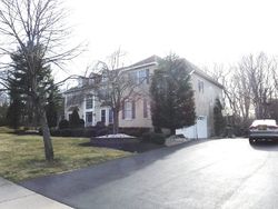 Pre-foreclosure in  LIVINGSTON CT Marlboro, NJ 07746