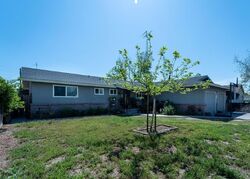 Pre-foreclosure in  7TH ST Livingston, CA 95334
