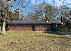 Pre-foreclosure in  PEGGY DR Salisbury, MD 21804