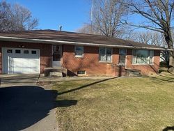 Pre-foreclosure in  E 3000 NORTH RD Cornell, IL 61319