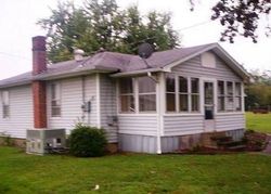 Pre-foreclosure Listing in BARGER DR METROPOLIS, IL 62960