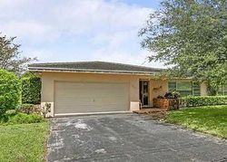 Pre-foreclosure in  NW 9TH ST Fort Lauderdale, FL 33317
