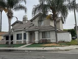 Pre-foreclosure in  SUN LN Bell, CA 90201