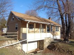 Pre-foreclosure in  BREAKNECK RD Highland Lakes, NJ 07422