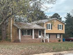 Pre-foreclosure in  OCEE DR Riverdale, GA 30296