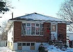 Pre-foreclosure in  HEMPSTEAD LN Wantagh, NY 11793