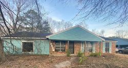 Pre-foreclosure in  SPRING HILL DR Memphis, TN 38127