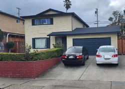 Pre-foreclosure in  SAVSTROM WAY San Jose, CA 95111