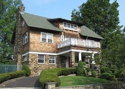 Pre-foreclosure in  CARVER TER Yonkers, NY 10710