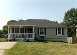 Pre-foreclosure in  REYBURN ST Richmond, MO 64085