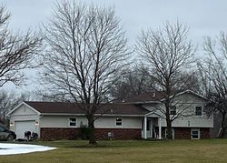 Pre-foreclosure in  SCHREPFER RD Howell, MI 48855