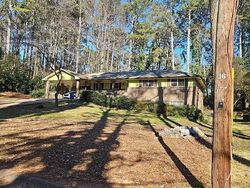 Pre-foreclosure in  DELANIE CT Stone Mountain, GA 30083