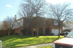 Pre-foreclosure in  BLUFF CREEK LN Mckinney, TX 75071