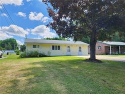 Pre-foreclosure Listing in N MAPLE DR LINESVILLE, PA 16424