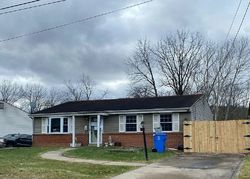 Pre-foreclosure in  OAK AVE Elizabeth, PA 15037