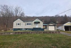 Pre-foreclosure in  ALMA AVE Johnstown, PA 15902