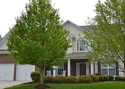 Pre-foreclosure in  STEEPLECHASE AVE Mooresville, NC 28117