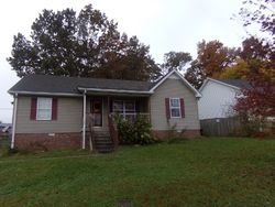 Pre-foreclosure in  10TH AVE E Springfield, TN 37172