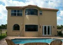 Pre-foreclosure in  SAN MELLINA DR Pompano Beach, FL 33073