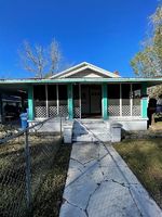 Pre-foreclosure in  NW 1ST AVE Mulberry, FL 33860