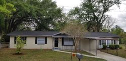 Pre-foreclosure in  NE 3RD TER Williston, FL 32696