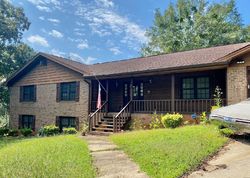 Pre-foreclosure in  COUNTRY ROADS CT Stockbridge, GA 30281