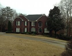 Pre-foreclosure in  TWINFLOWER CT Roswell, GA 30075