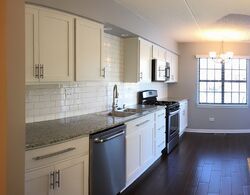 Pre-foreclosure in  WILLOW BRIDGE WAY UNIT A Bloomingdale, IL 60108