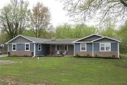 Pre-foreclosure in  N COUNTY ROAD 800 E Brownsburg, IN 46112