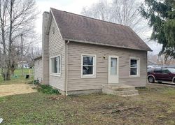 Pre-foreclosure in  E 1ST ST Cromwell, IN 46732