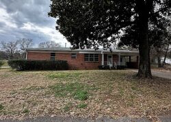 Pre-foreclosure in  RIGHTWAY BLVD Shreveport, LA 71109