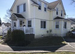 Pre-foreclosure in  REDMOND AVE Bay Shore, NY 11706
