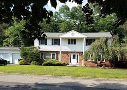 Pre-foreclosure in  W FESSLER DR Monsey, NY 10952