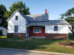 Pre-foreclosure in  S COLLEGE ST Sabina, OH 45169