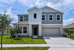 Pre-foreclosure in  AXEL CIR Winter Haven, FL 33880