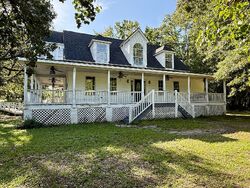 Pre-foreclosure in  WADDELL LN Ridgeville, SC 29472