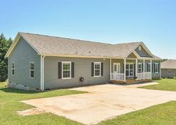 Pre-foreclosure in  FREE STONE AVE Woodruff, SC 29388