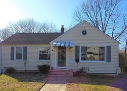 Pre-foreclosure in  WINSLOW DR West Haven, CT 06516