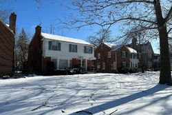 Pre-foreclosure in  HUNTINGTON RD Detroit, MI 48219