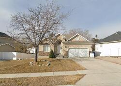 Pre-foreclosure in  S TAYLORS HILL DR Salt Lake City, UT 84123