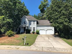 Pre-foreclosure in  MALLARD LAKES DR Lexington, SC 29072