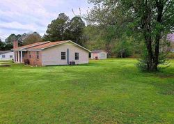 Pre-foreclosure in  LINWOOD ST SW Hartselle, AL 35640