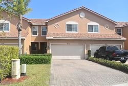 Pre-foreclosure in  COLONY VIEW DR Lake Worth, FL 33463
