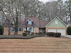 Pre-foreclosure in  PINE SPRINGS DR NW Kennesaw, GA 30152
