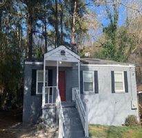 Pre-foreclosure in  BURTON RD NW Atlanta, GA 30311